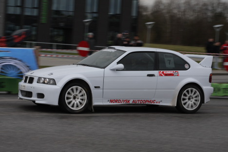 Martin Kristiansen og Preben Jensen i BMW Compact M3.
(Foto: Motorsporten.dk)